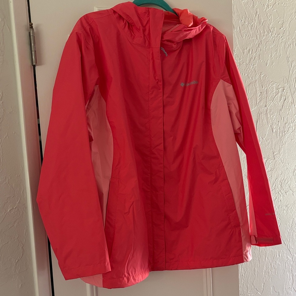 Columbia Women's Red and Pink Ski Jacket